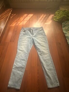 Old Navy size 20 Women's Light Blue Skinny tall Jeans